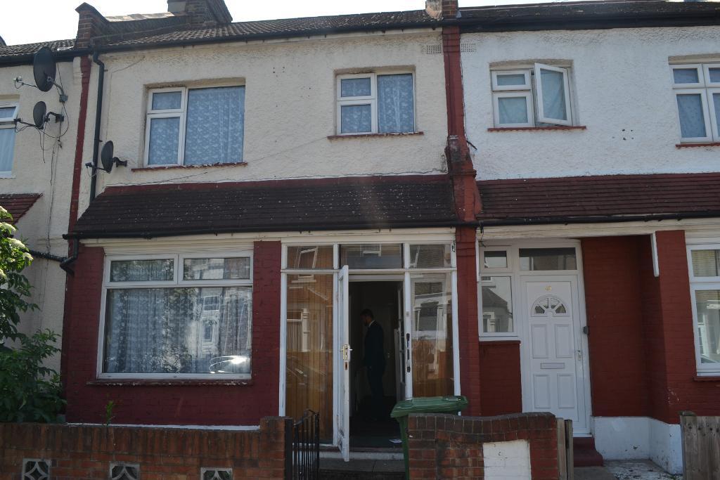 Tyas Road, Canning Town, London, E16 4JL