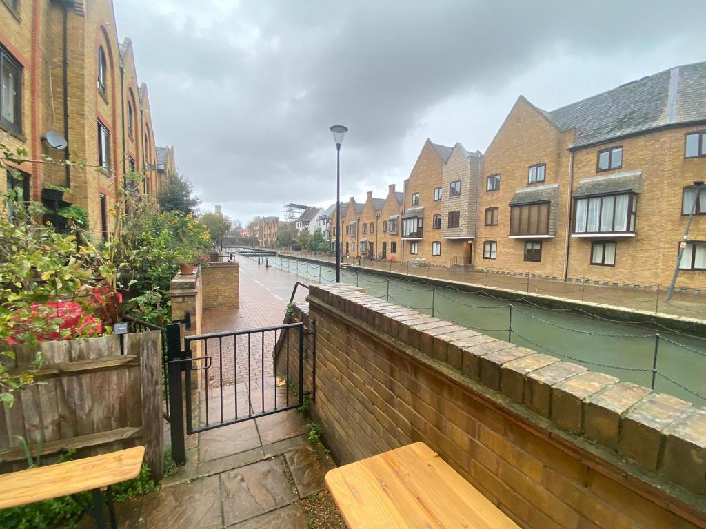 Fowey Close, London, E1W 2JP